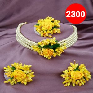 Artificial Flower Flower Jewelry Set Pearl Choker Necklace With Maang Tikka Earrings Floral Handmade Perfect For Mehndi, Mayon, Or Haldi Ceremonies